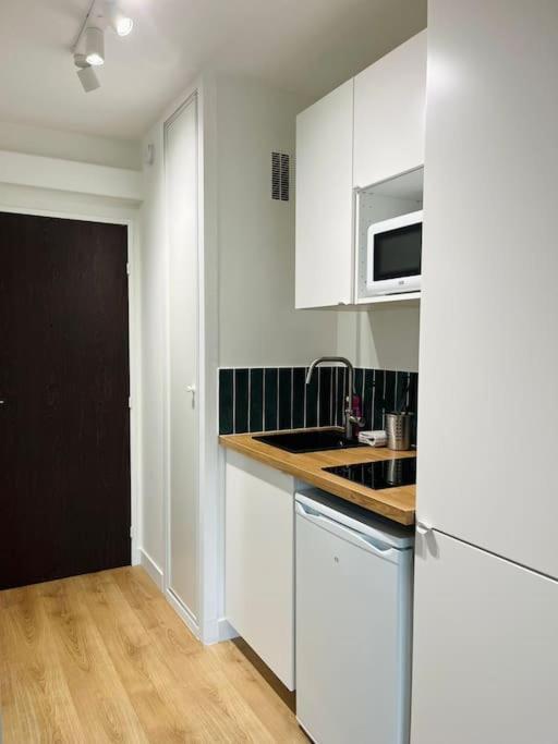 Les Cormorans - Studio Refait A Neuf A 2 Pas De La Mer Apartment Cabourg Exterior photo